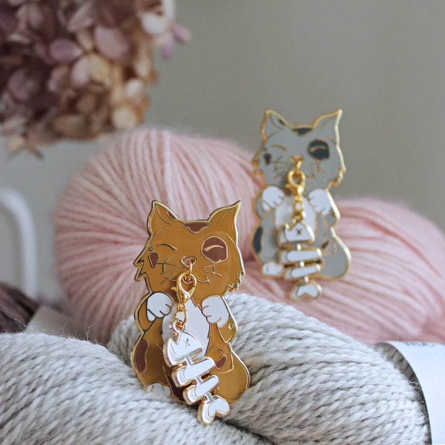 Knitter's Helper - Cat Pin Only