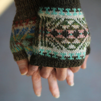 Aert Mitts Yarn Bundle 2