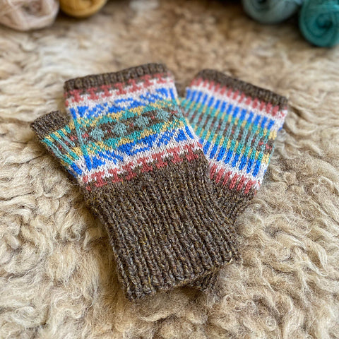 Aert Mitts Yarn Bundle 1