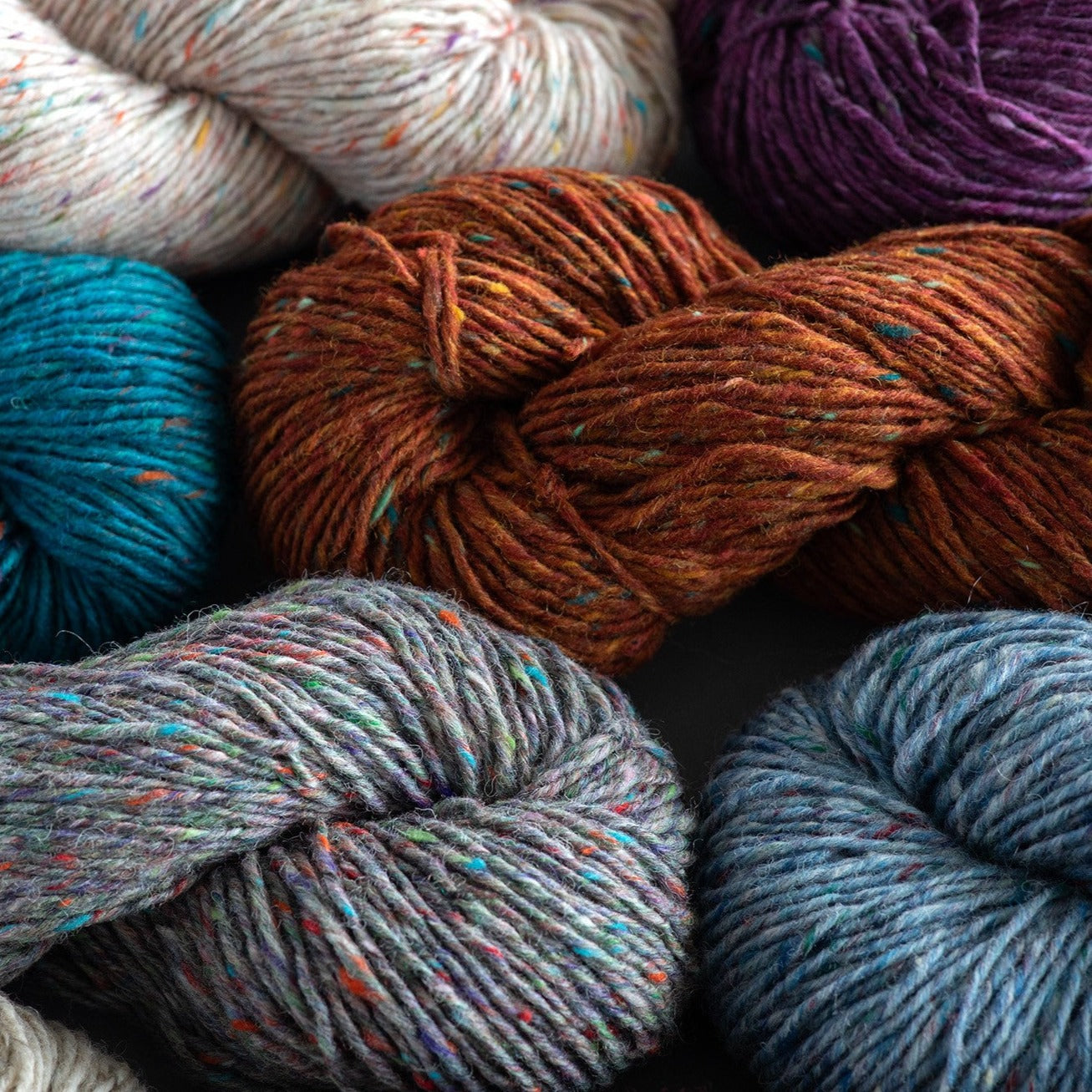 Pure Tweed – Needles in the Hay