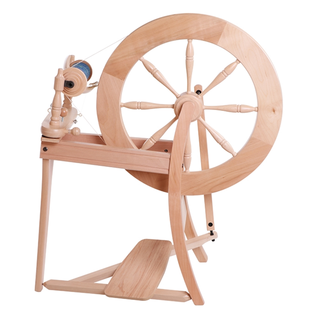 Traditional Single Drive Spinning Wheel