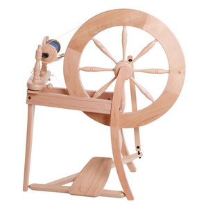 Traditional Single Drive Spinning Wheel