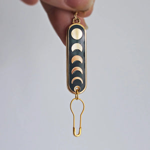 Moon Phase Progress Tab Keeper / Stitch Marker