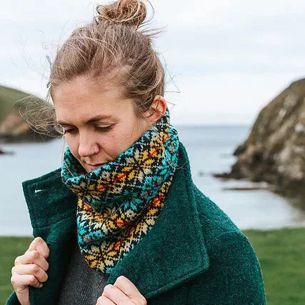 Radiant Star Cowl Pattern