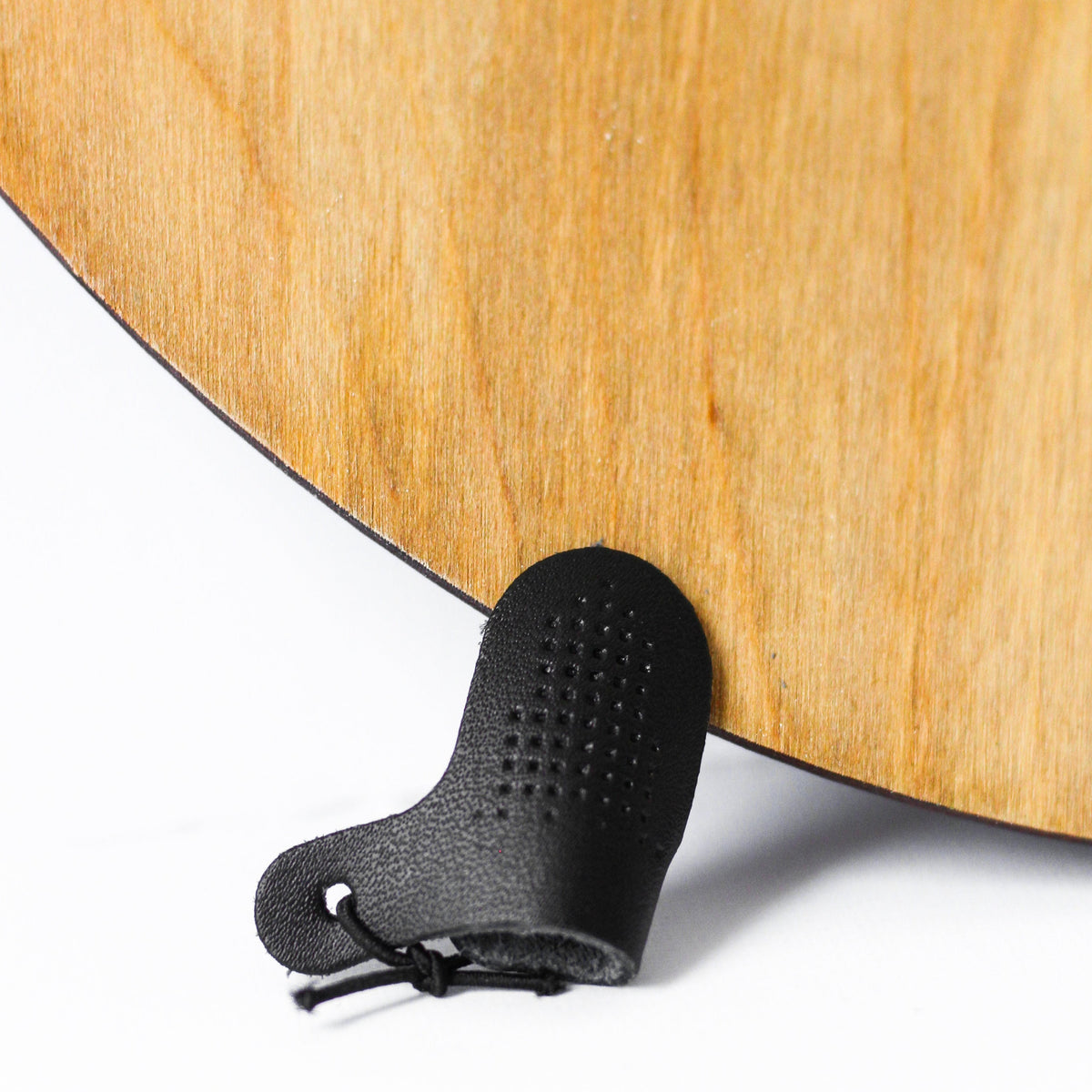 Sashiko Leather Thimble – Fibr & Cloth Studio